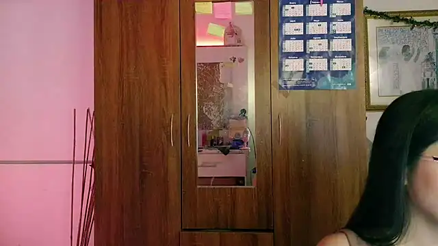 LauGrayJ online show from 03-12-26, 01:45