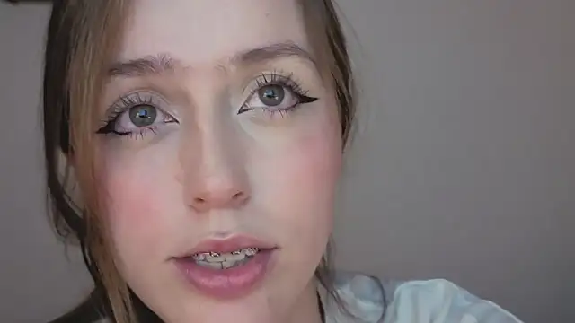 SofiaGc online show from 10-18-25, 05:32