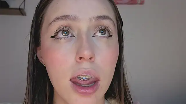 SofiaGc online show from 11-04-25, 03:49