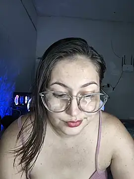 Snapshot of dani123unica chatting on 05-25-26, 10:27 dani123unica online show from 05-25-26, 10:27