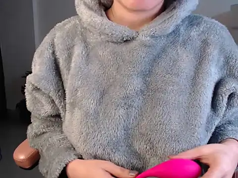 sneha294 online show from 12-09-24, 09:16