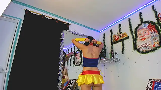 Snapshot of thin_princess chatting on 12-14-24, 05:47 thin princess online show from 12-14-24, 05:47