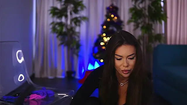 Snapshot of MissKiarra chatting on 12-29-24, 07:39 MissKiarra online show from 12-29-24, 07:39