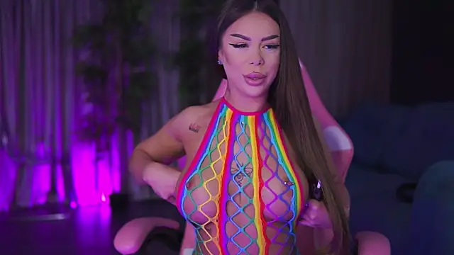 Snapshot of MissKiarra chatting on 02-14-25, 04:58 MissKiarra online show from 02-14-25, 04:58