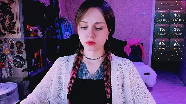 NaniMoore online show from 03-09-25, 08:10