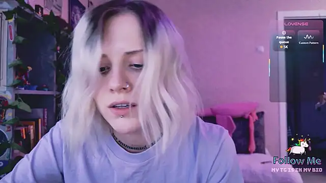 NaniMoore online show from 03-28-26, 08:08