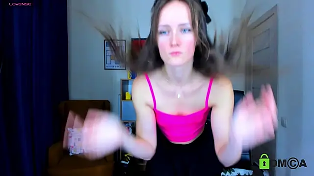 Snapshot of FrancescaCollins chatting on 01-15-25, 11:32 FrancescaCollins online show from 01-15-25, 11:32