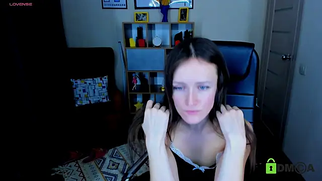 Snapshot of FrancescaCollins chatting on 01-28-25, 10:34 FrancescaCollins online show from 01-28-25, 10:34