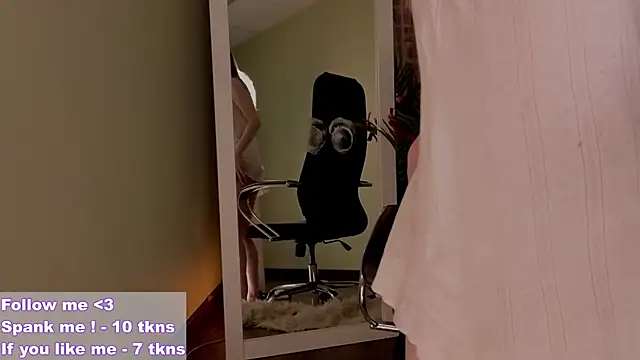 VioletMills online show from 12-26-24, 03:16