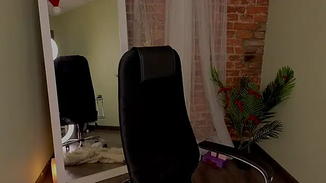 VioletMills online show from 12-29-24, 01:13