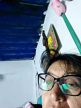 clarita 01 online show from 04-27-26, 11:41