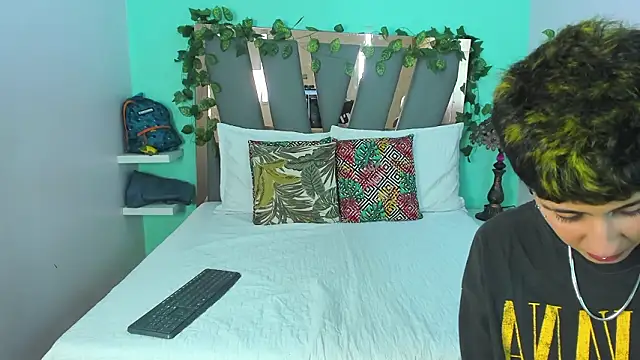 Ethan lennox online show from 03-11-26, 02:56