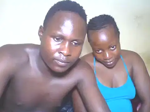 Snapshot of Dark_Queenchocolate chatting on 12-12-24, 09:37 Dark Queenchocolate online show from 12-12-24, 09:37