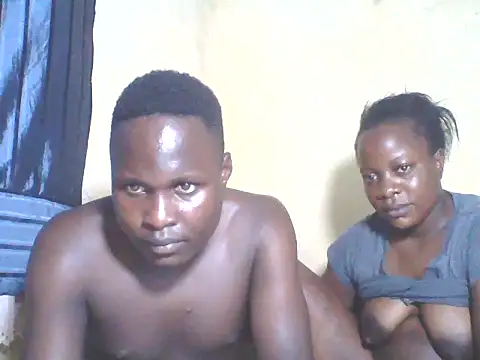 Snapshot of Dark_Queenchocolate chatting on 09-13-25, 09:58 Dark Queenchocolate online show from 09-13-25, 09:58