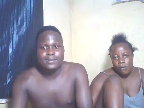 Snapshot of Dark_Queenchocolate chatting on 10-07-25, 08:50 Dark Queenchocolate online show from 10-07-25, 08:50