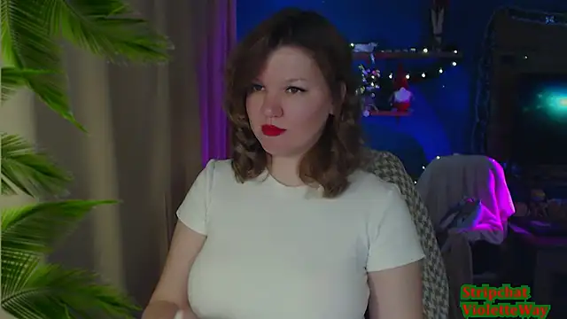 Snapshot of VioletteWay chatting on 01-13-25, 05:12 VioletteWay online show from 01-13-25, 05:12