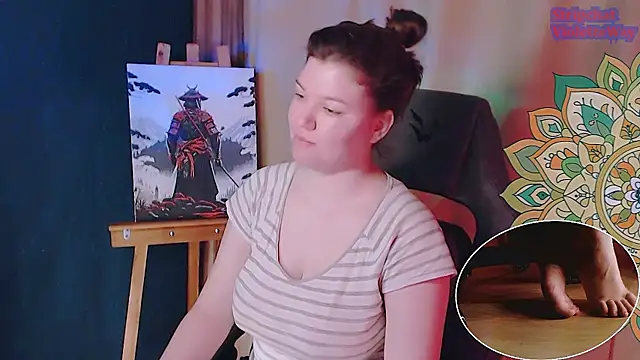 Snapshot of VioletteWay chatting on 03-18-25, 05:52 VioletteWay online show from 03-18-25, 05:52