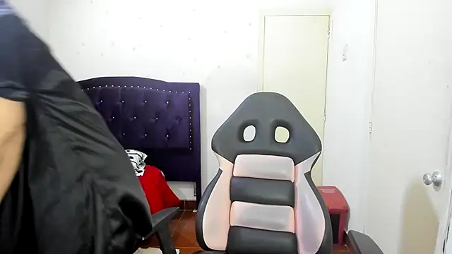 vikyadams online show from 09-19-25, 01:45