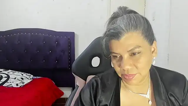 vikyadams online show from 09-20-25, 02:40