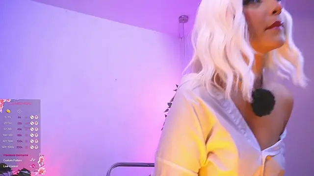 catalina  lovers online show from 12-18-25, 05:08