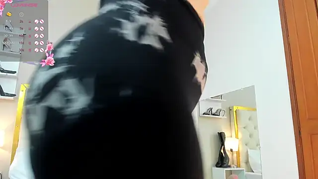 Sara Gomez online show from 09-23-25, 03:53