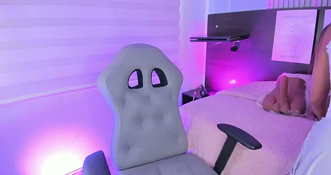 Violet spencer online show from 10-16-25, 08:21