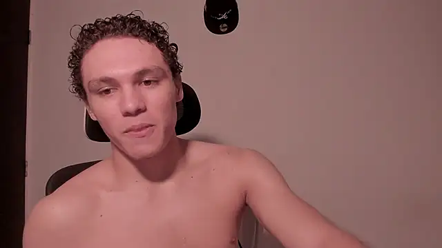 Snapshot of laurent_nova chatting on 06-10-26, 05:50 laurent nova online show from 06-10-26, 05:50