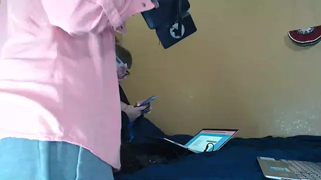 Snapshot of Babz0ntheR0x chatting on 01-26-25, 03:27 Babz0ntheR0x online show from 01-26-25, 03:27