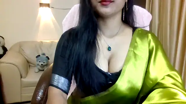 Queenhimanshi online show from 04-05-26, 07:22