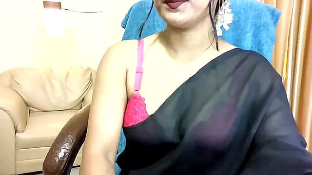 Queenhimanshi online show from 05-14-26, 07:26