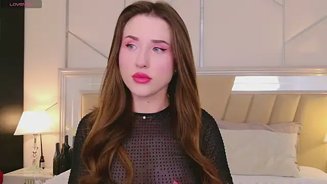 Snapshot of Jullia_Carter chatting on 10-24-25, 06:10 Jullia Carter online show from 10-24-25, 06:10