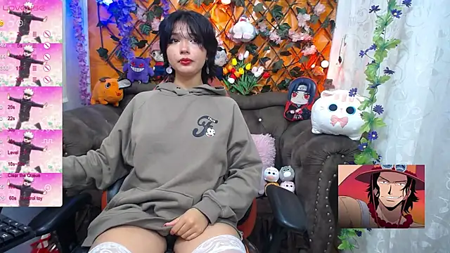 Snapshot of ravenn_20 chatting on 03-11-25, 11:33 ravenn 20 online show from 03-11-25, 11:33