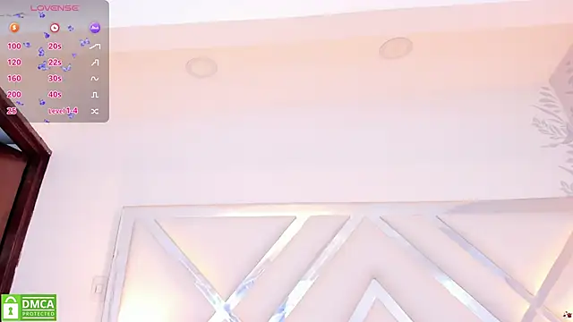 Snapshot of belacampbell chatting on 01-04-25, 10:34 belacampbell online show from 01-04-25, 10:34