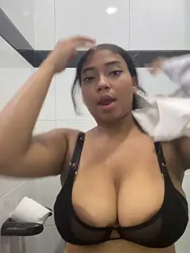 Snapshot of belacampbell chatting on 01-29-25, 06:33 belacampbell online show from 01-29-25, 06:33