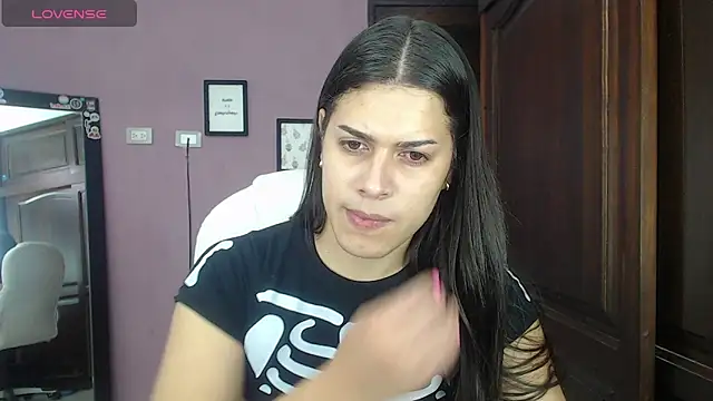 Luciana Ortiz1 online show from 02-08-25, 02:38