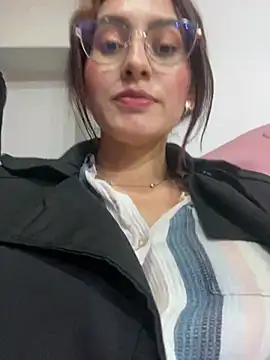 VioletPearson online show from 02-15-25, 01:10