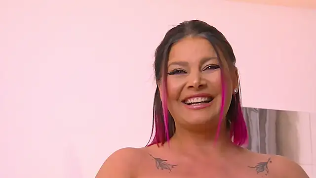 RissaRheys online show from 02-23-25, 12:30