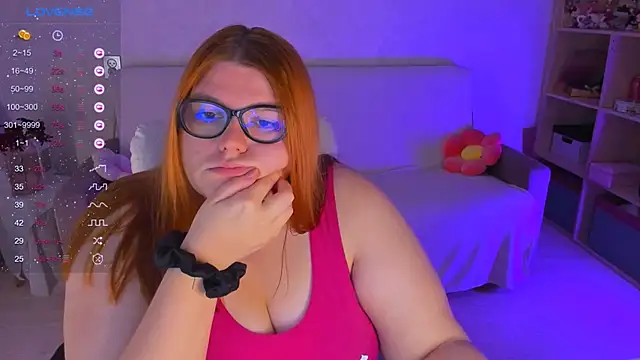 Snapshot of Melissa_Purr chatting on 12-07-24, 08:44 Melissa Purr online show from 12-07-24, 08:44