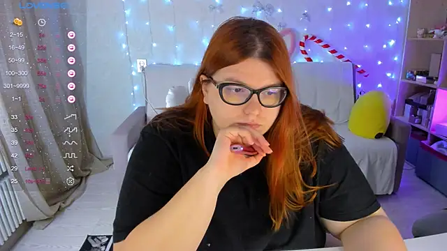 Snapshot of Melissa_Purr chatting on 01-11-25, 07:49 Melissa Purr online show from 01-11-25, 07:49