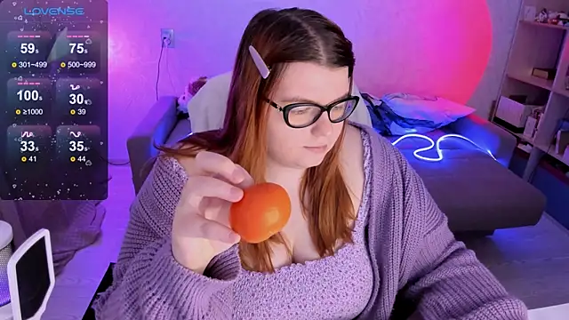 Snapshot of Melissa_Purr chatting on 02-10-25, 11:23 Melissa Purr online show from 02-10-25, 11:23