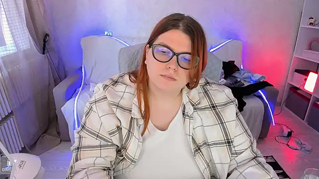 Snapshot of Melissa_Purr chatting on 03-09-25, 08:29 Melissa Purr online show from 03-09-25, 08:29