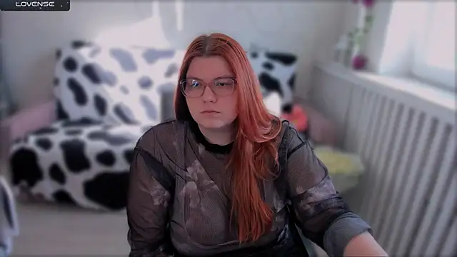 Snapshot of Melissa_Purr chatting on 09-22-25, 12:40 Melissa Purr online show from 09-22-25, 12:40