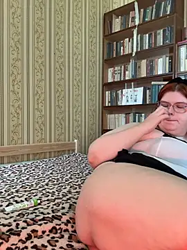 Snapshot of Melissa_Purr chatting on 10-21-25, 01:12 Melissa Purr online show from 10-21-25, 01:12