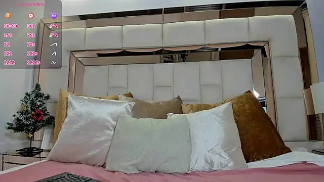 Snapshot of anyi_sweet_titss chatting on 12-02-25, 10:38 anyi sweet titss online show from 12-02-25, 10:38