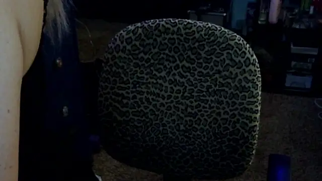 Snapshot of ziggyspice chatting on 09-25-25, 02:37 ziggyspice online show from 09-25-25, 02:37