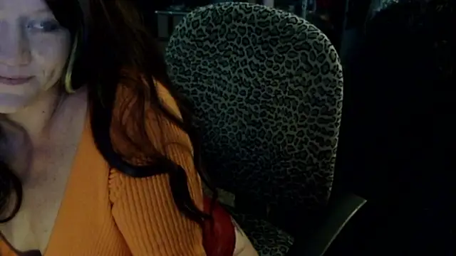 Snapshot of ziggyspice chatting on 10-05-25, 06:06 ziggyspice online show from 10-05-25, 06:06