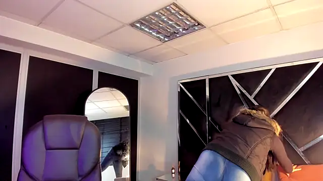 Ivanna18 x online show from 10-11-25, 03:17