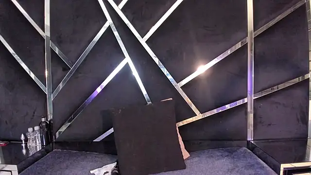 Ivanna18 x online show from 11-15-25, 03:37