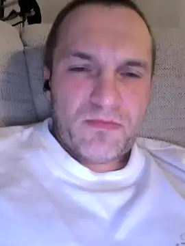 AttractiveSilk5 online show from 12-21-25, 10:50