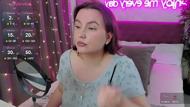 FeralPeach online show from 11-15-25, 05:05